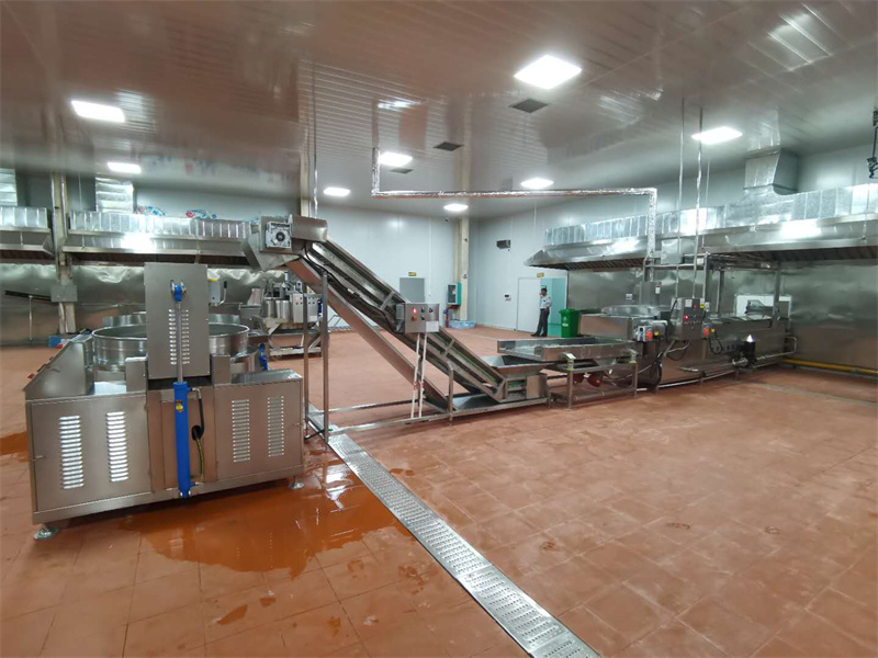 螺螄粉料包酸筍、酸豆角、木耳絲漂燙流水線