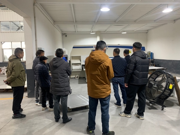 跨國認(rèn)可,相聚光銳,光銳機(jī)械與越南客戶共繪合作藍(lán)圖